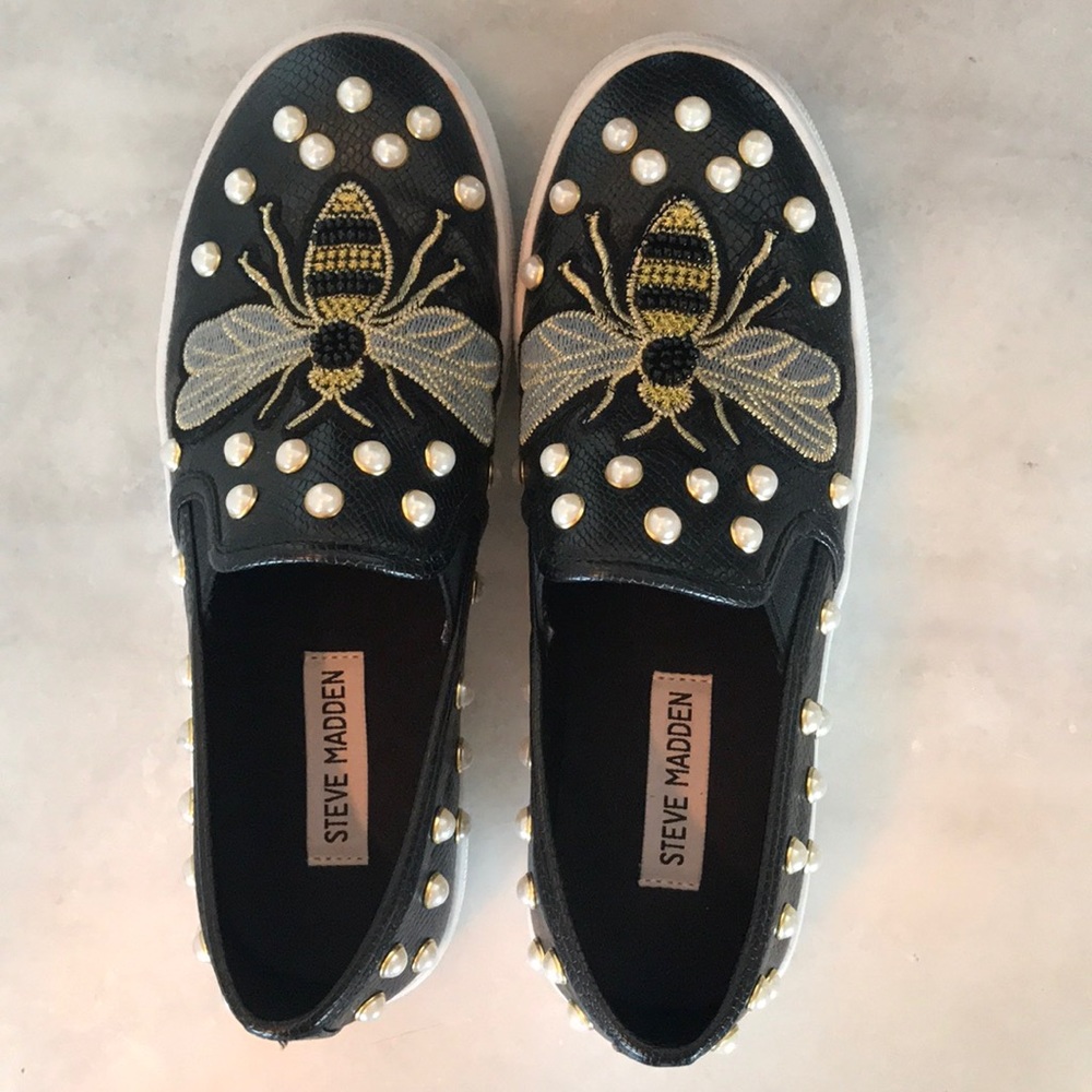 ➕Queen B Slip On's